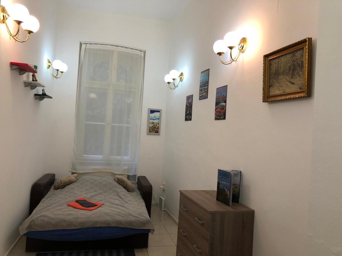 Urania Apartment บูดาเปสต์ ภายนอก รูปภาพ